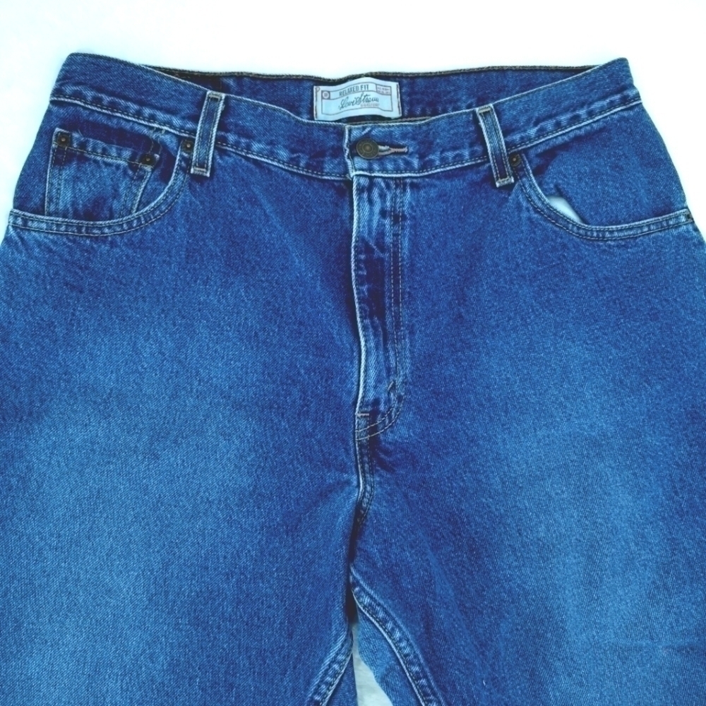 Levi's Women's 16M High Rise Vtg Cotton Mom Pants - Picture 3 of 16